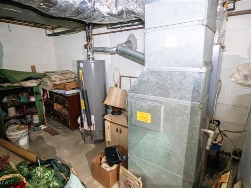 1721 Grand Boulevard, Euclid, OH 44117 Photo 38