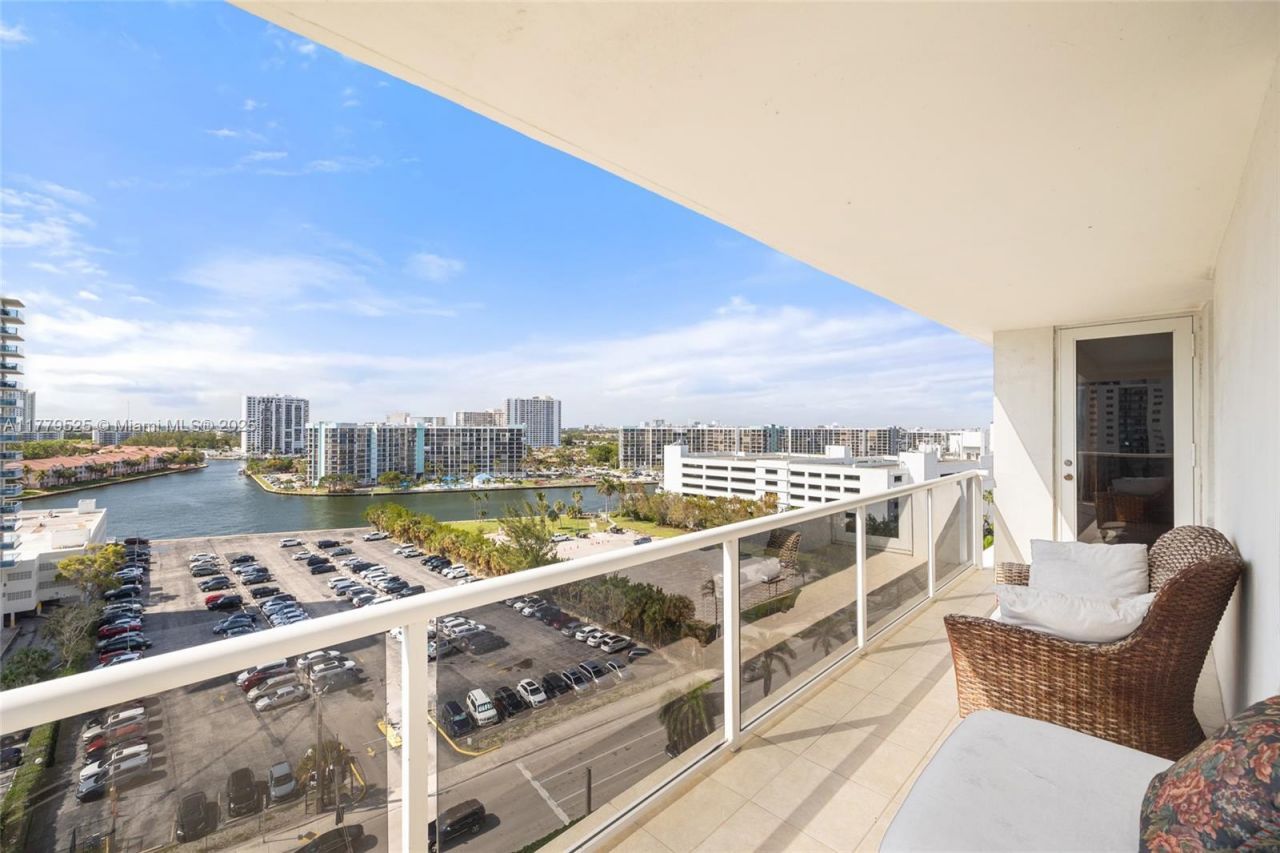 3725 S Ocean Dr, Unit 1124, Hollywood, FL 33019 Photo