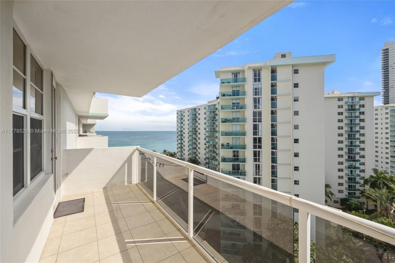 3725 S Ocean Dr, Unit 1124, Hollywood, FL 33019 Photo