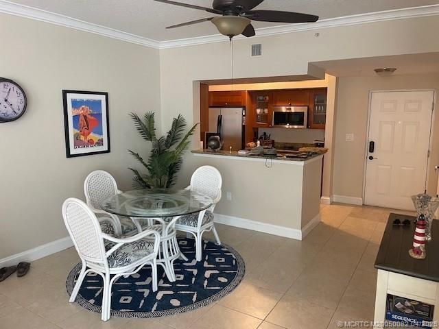 975 NW Flagler Avenue, Unit 306, Stuart, FL 34994 Photo