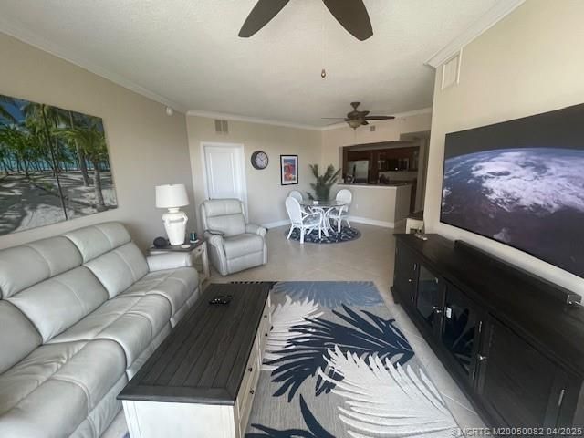 975 NW Flagler Avenue, Unit 306, Stuart, FL 34994 Photo