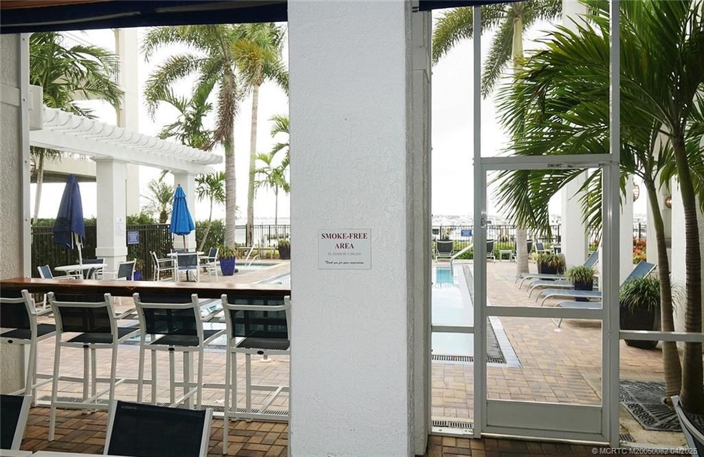 975 NW Flagler Avenue, Unit 306, Stuart, FL 34994 Photo