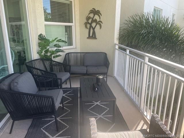 975 NW Flagler Avenue, Unit 306, Stuart, FL 34994 Photo