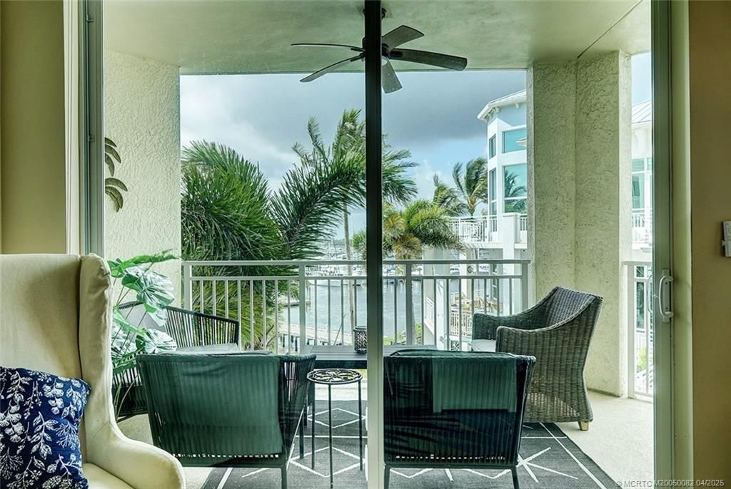 975 NW Flagler Avenue, Unit 306, Stuart, FL 34994 Photo