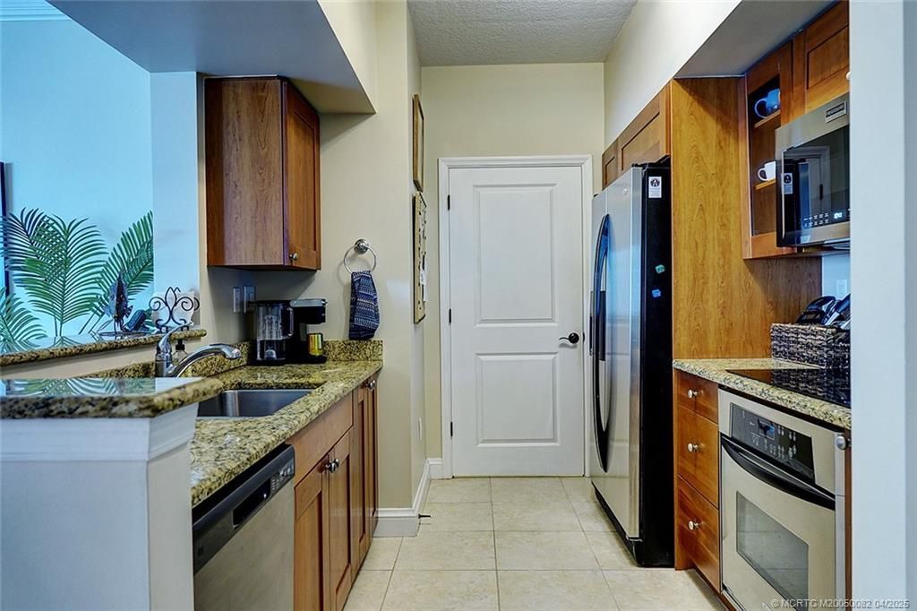 975 NW Flagler Avenue, Unit 306, Stuart, FL 34994 Photo