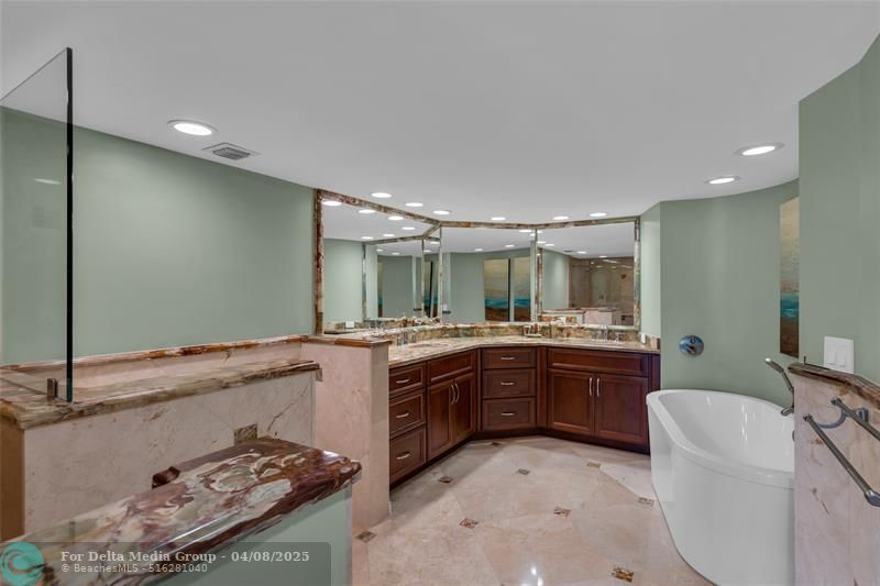 2200 S Ocean Lane, Unit 2805, Fort Lauderdale, FL 33316 Photo