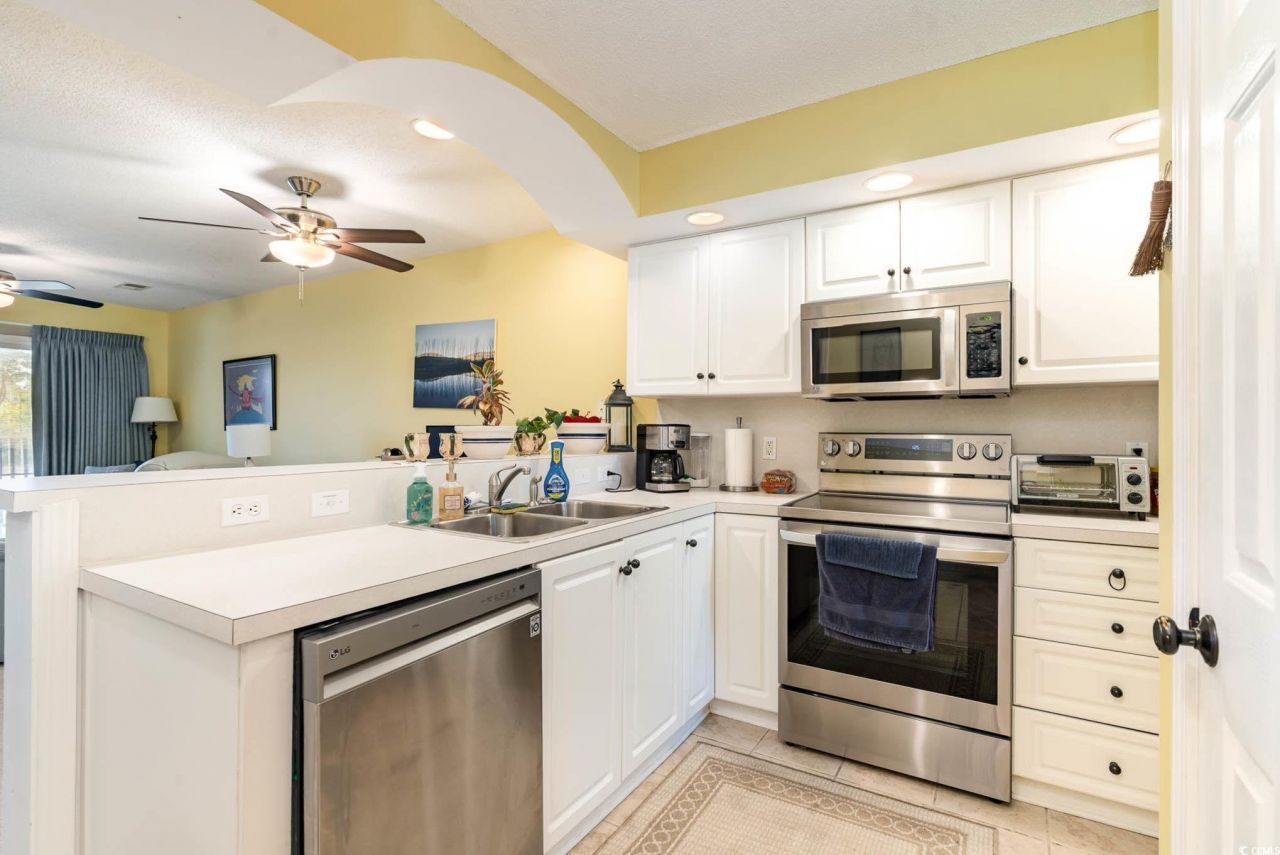 4409 Eastport Blvd. Photo 6