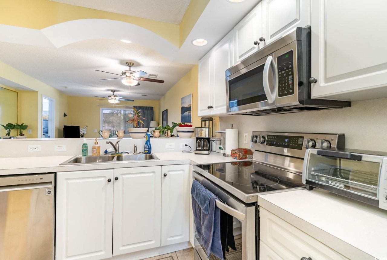 4409 Eastport Blvd. Photo 8