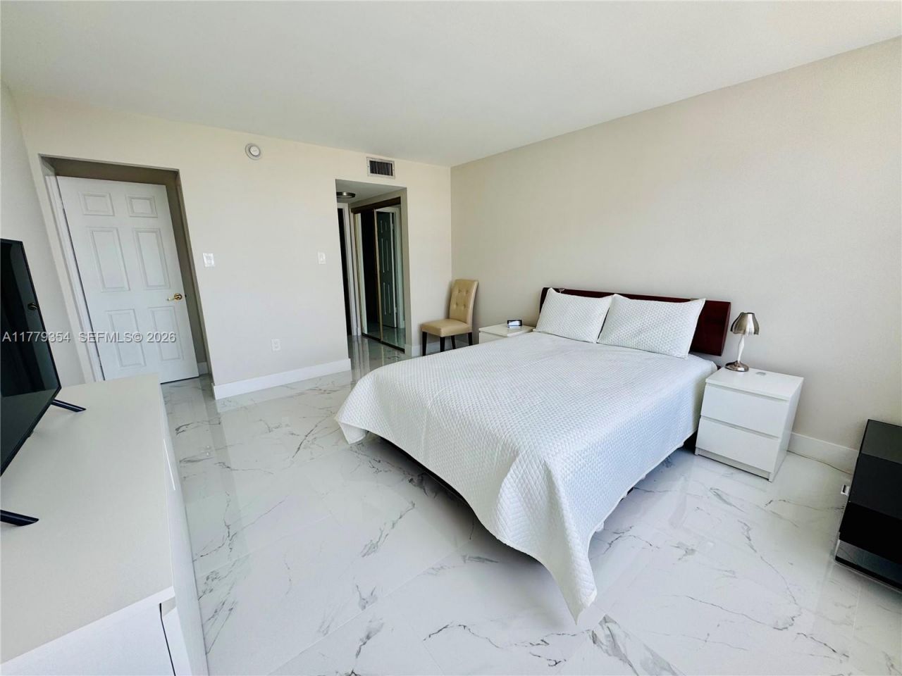 18071 Biscayne Blvd, Unit 1503, Aventura, FL 33160 Photo