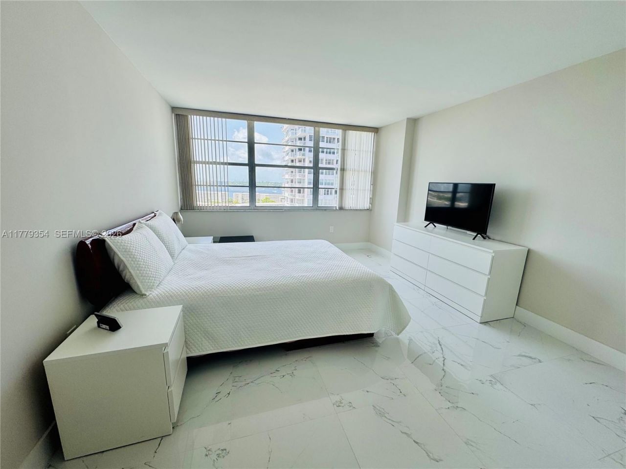 18071 Biscayne Blvd, Unit 1503, Aventura, FL 33160 Photo