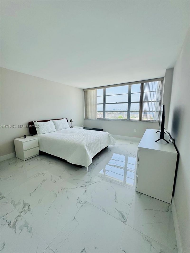 18071 Biscayne Blvd, Unit 1503, Aventura, FL 33160 Photo
