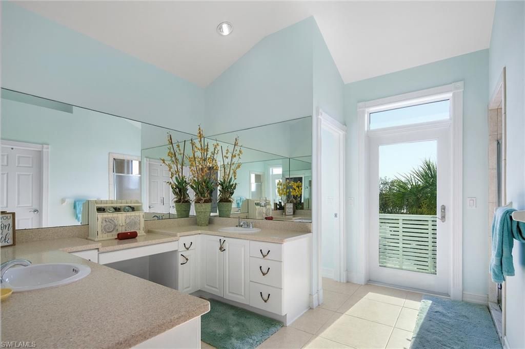 11687 Keewaydin, Naples, FL 34113 Photo