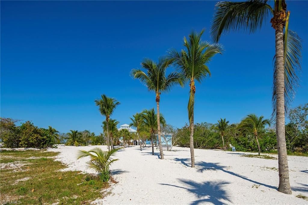 11687 Keewaydin, Naples, FL 34113 Photo