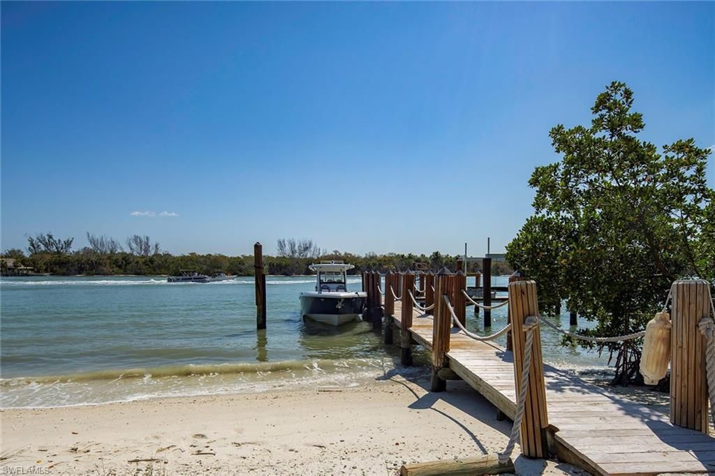 11687 Keewaydin, Naples, FL 34113 Photo