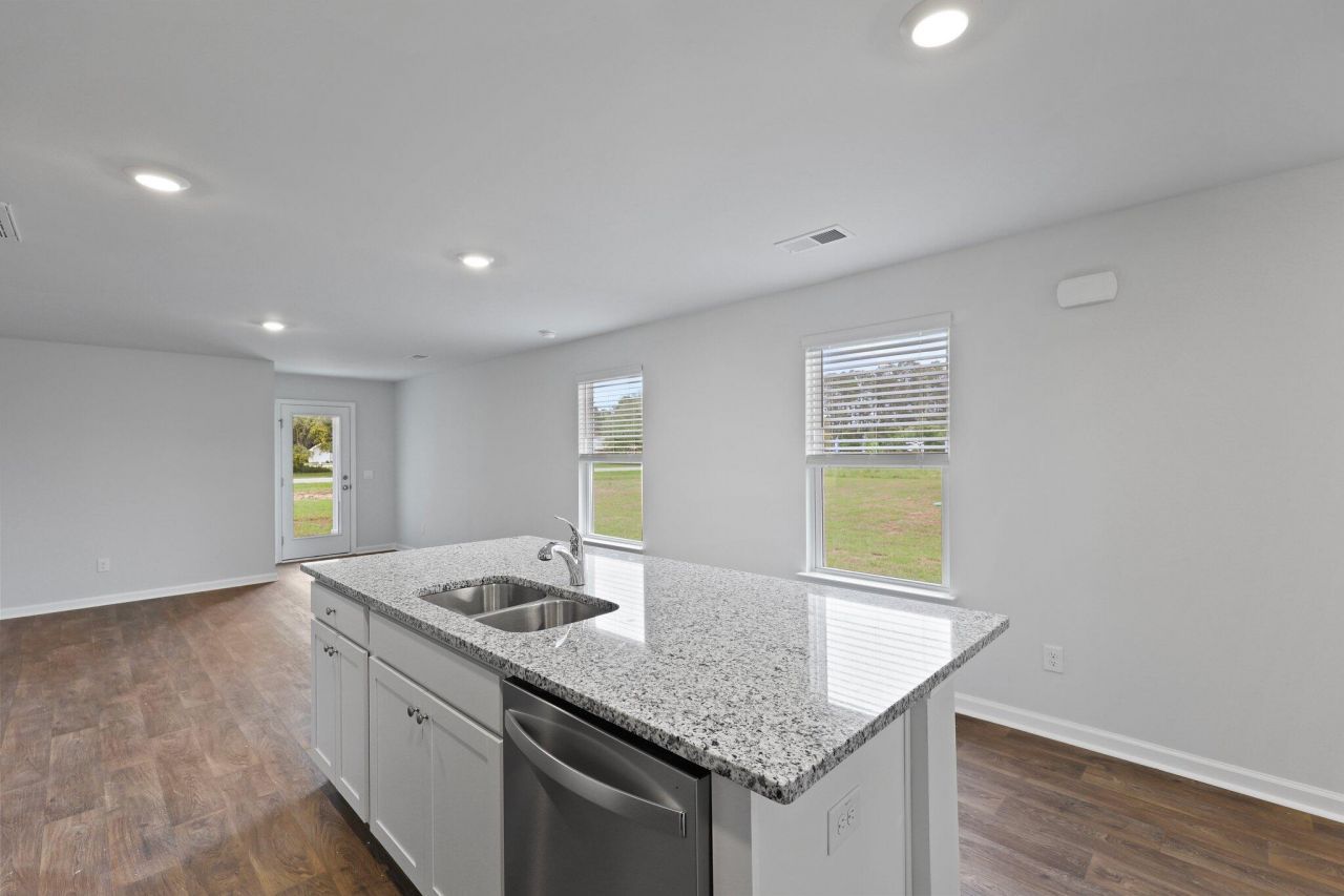 128 Culbertson Court Photo 10