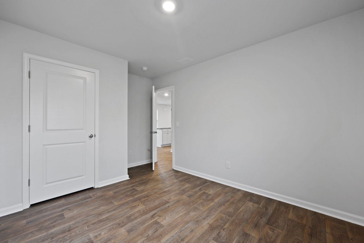 128 Culbertson Court Photo 16