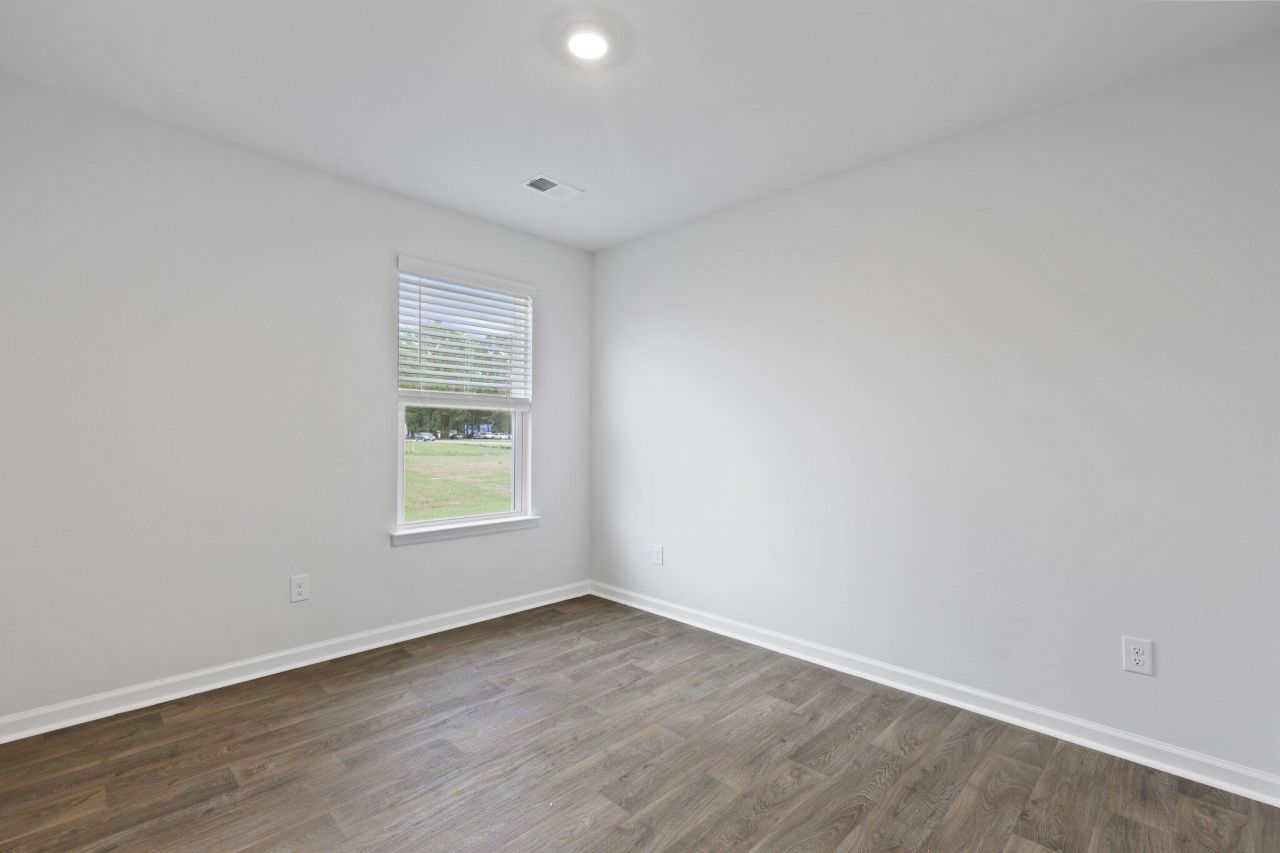 128 Culbertson Court Photo 17