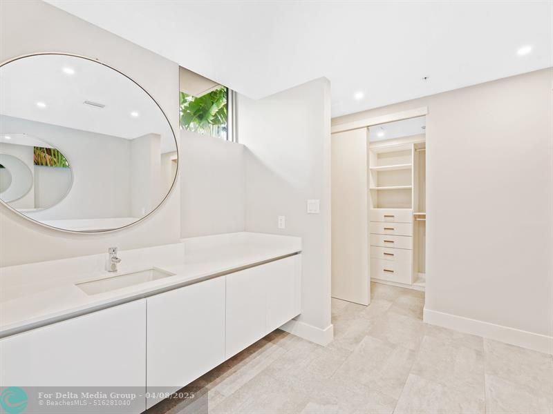 133 Isle Of Venice Drive, Unit 201, Fort Lauderdale, FL 33301 Photo