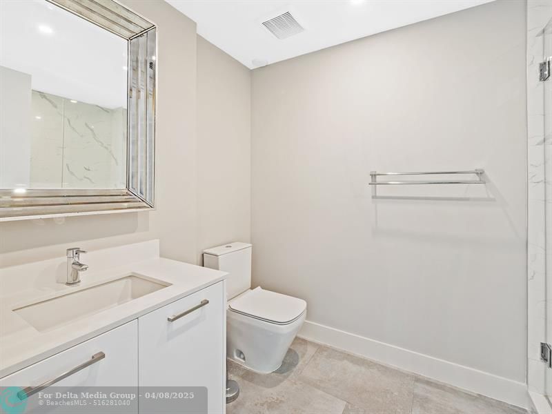 133 Isle Of Venice Drive, Unit 201, Fort Lauderdale, FL 33301 Photo
