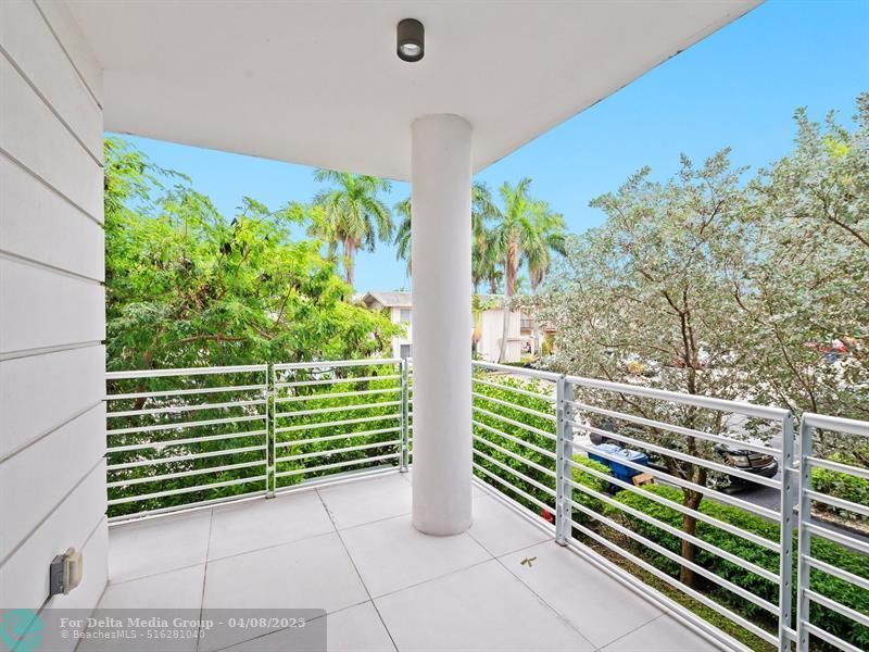 133 Isle Of Venice Drive, Unit 201, Fort Lauderdale, FL 33301 Photo