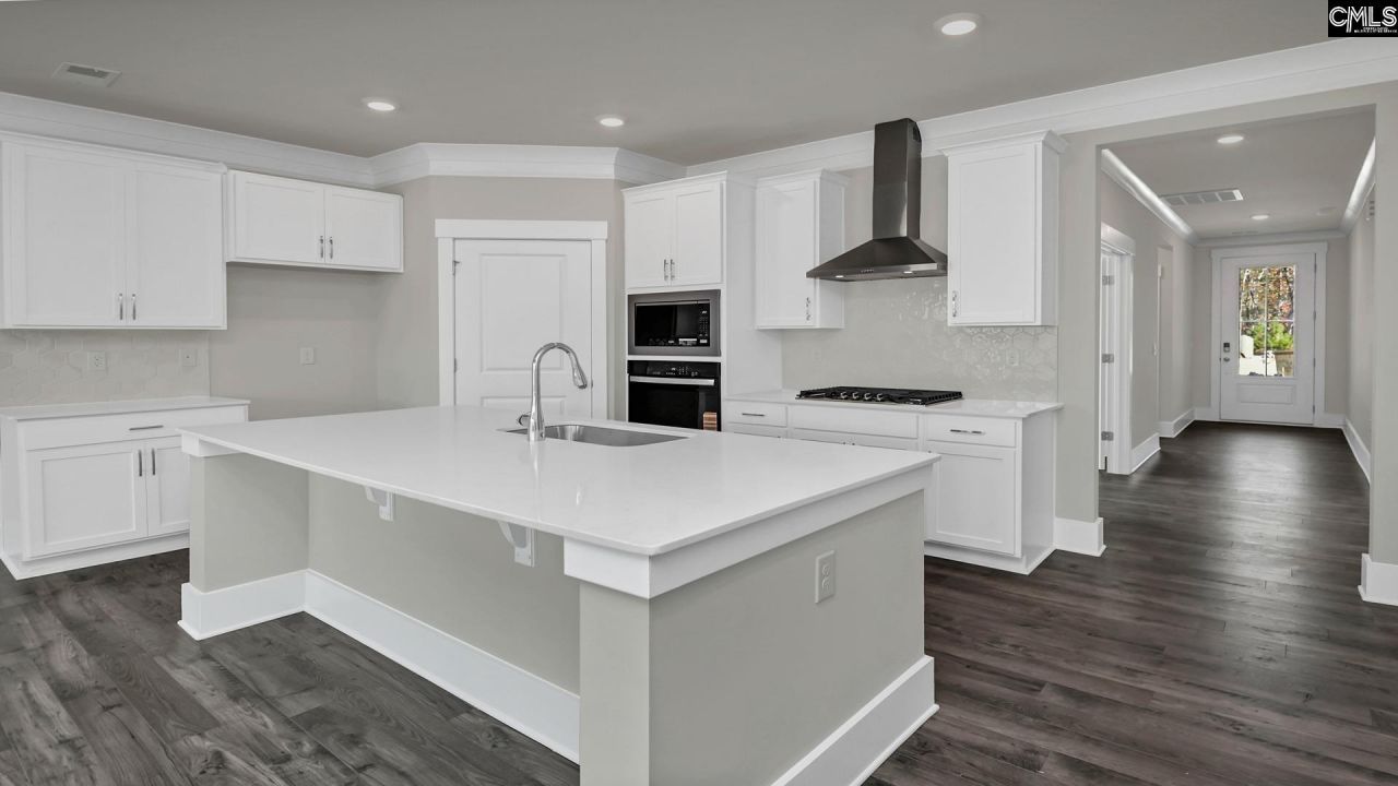 213 Livingston Woods Drive Photo 5