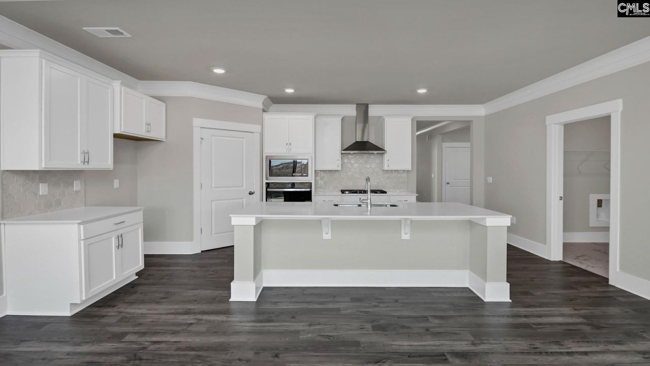 213 Livingston Woods Drive Photo 7