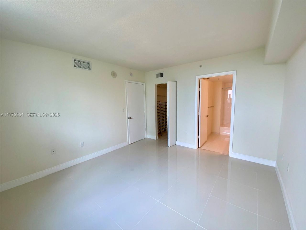 1861 NW S River Dr, Unit 803, Miami, FL 33125 Photo