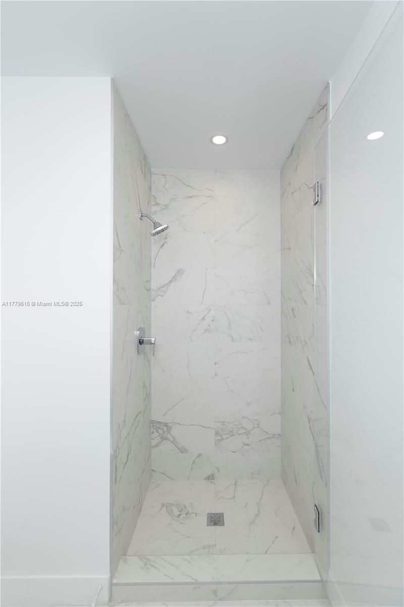 17550 Collins Avenue, Unit 1502, Sunny Isles Beach, FL 33160 Photo