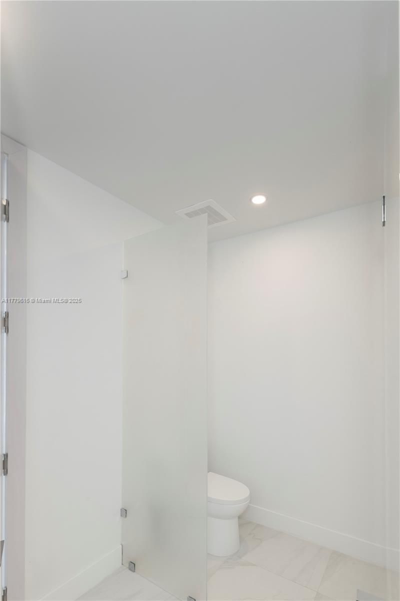 17550 Collins Avenue, Unit 1502, Sunny Isles Beach, FL 33160 Photo