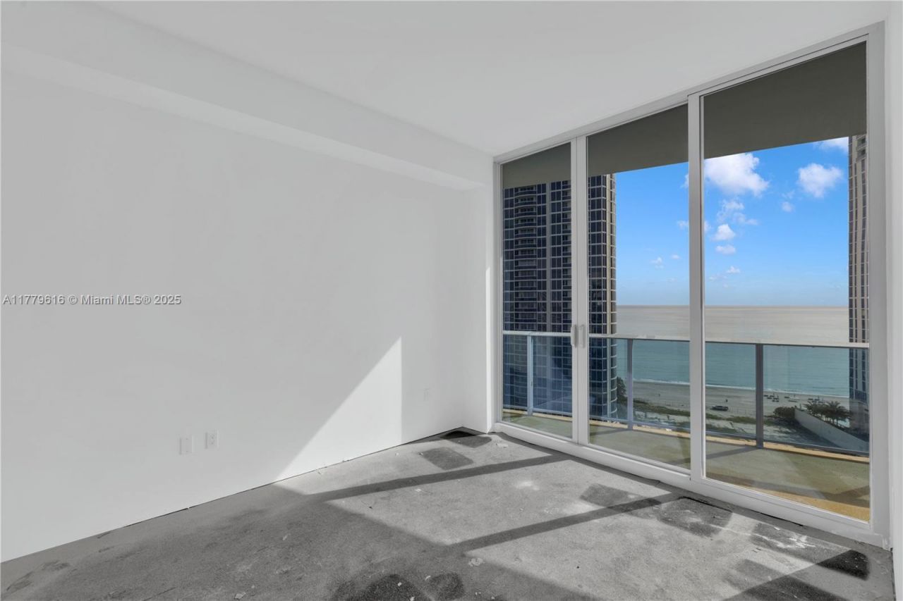 17550 Collins Avenue, Unit 1502, Sunny Isles Beach, FL 33160 Photo