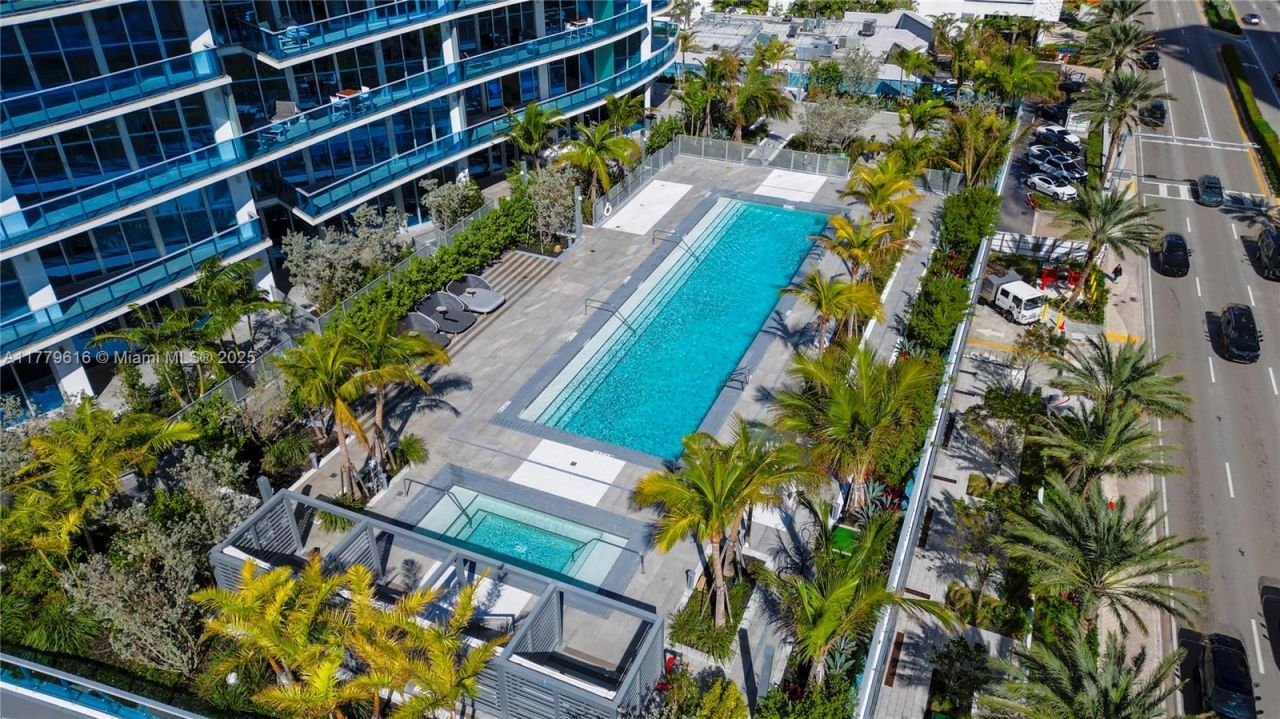 17550 Collins Avenue, Unit 1502, Sunny Isles Beach, FL 33160 Photo