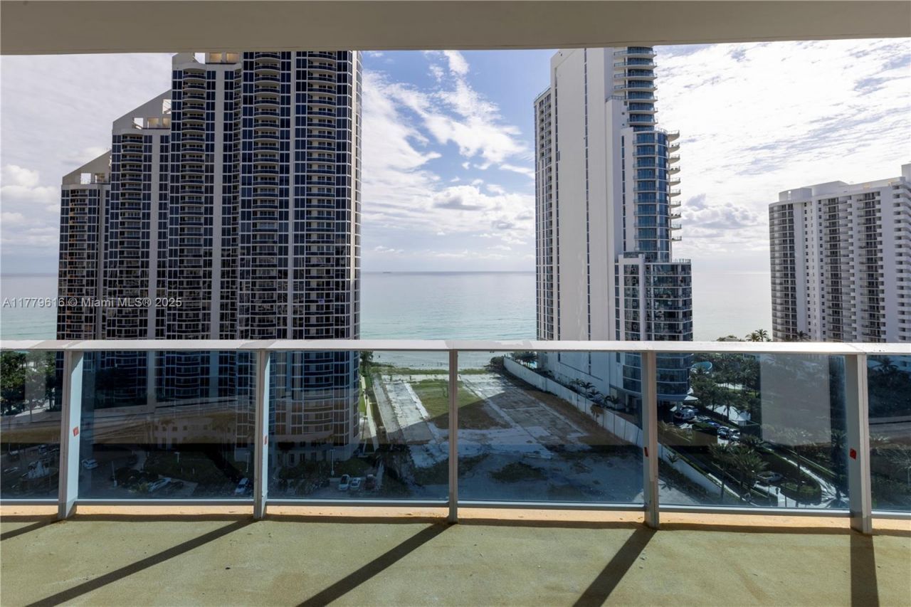 17550 Collins Avenue, Unit 1502, Sunny Isles Beach, FL 33160 Photo