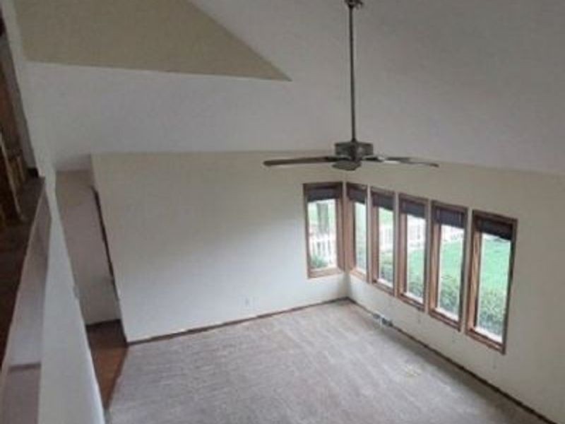 147 Skyview Drive, Wintersville, OH 43953 Photo 4