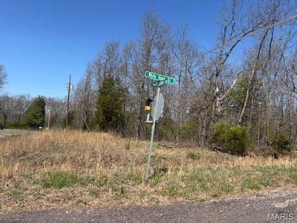 800 and 804 Lakeshore Drive Drive, Cuba, MO 65453