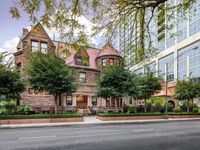 915 N DEARBORN Street, Chicago, IL 60610 primary photo