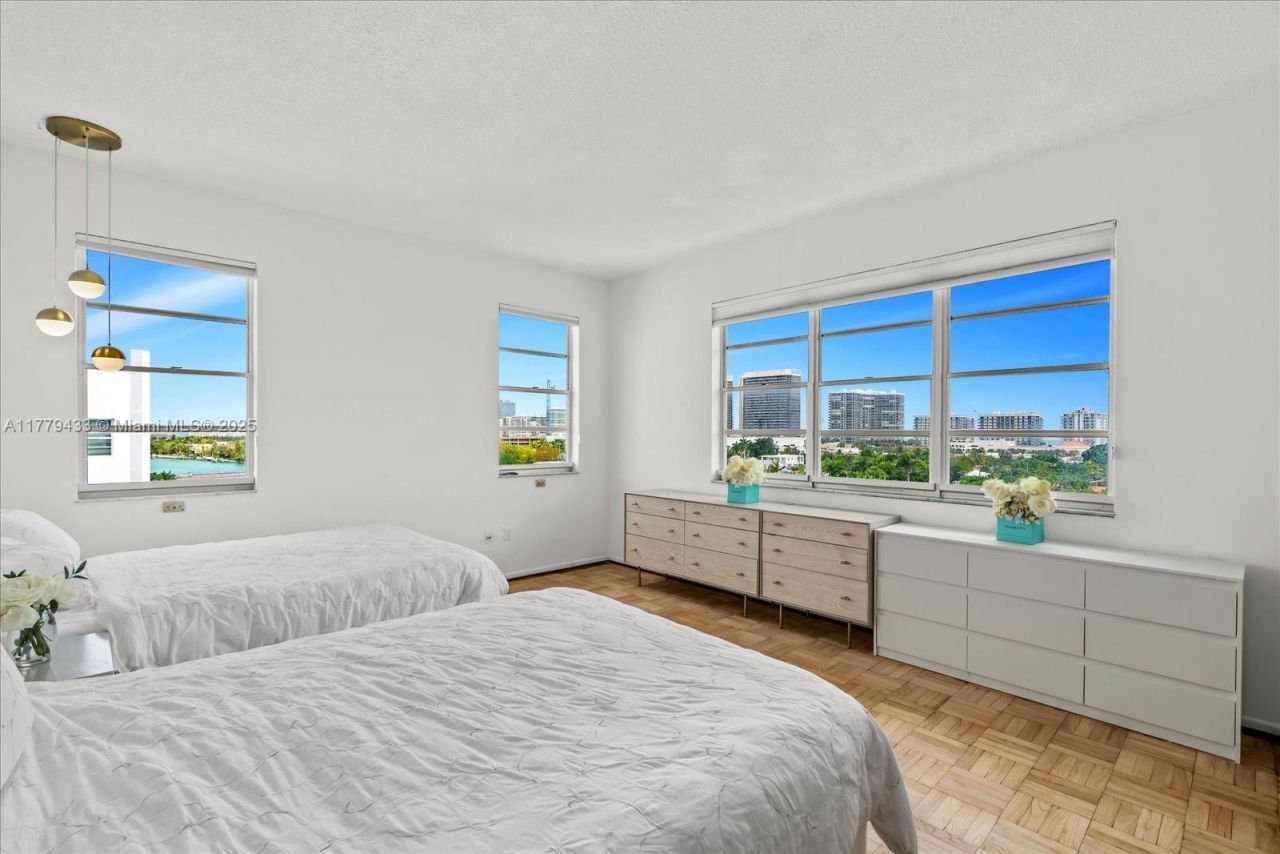 9341 E Bay Harbor, Unit PH B, Bay Harbor Islands, FL 33154 Photo