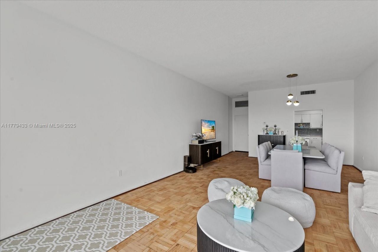 9341 E Bay Harbor, Unit PH B, Bay Harbor Islands, FL 33154 Photo