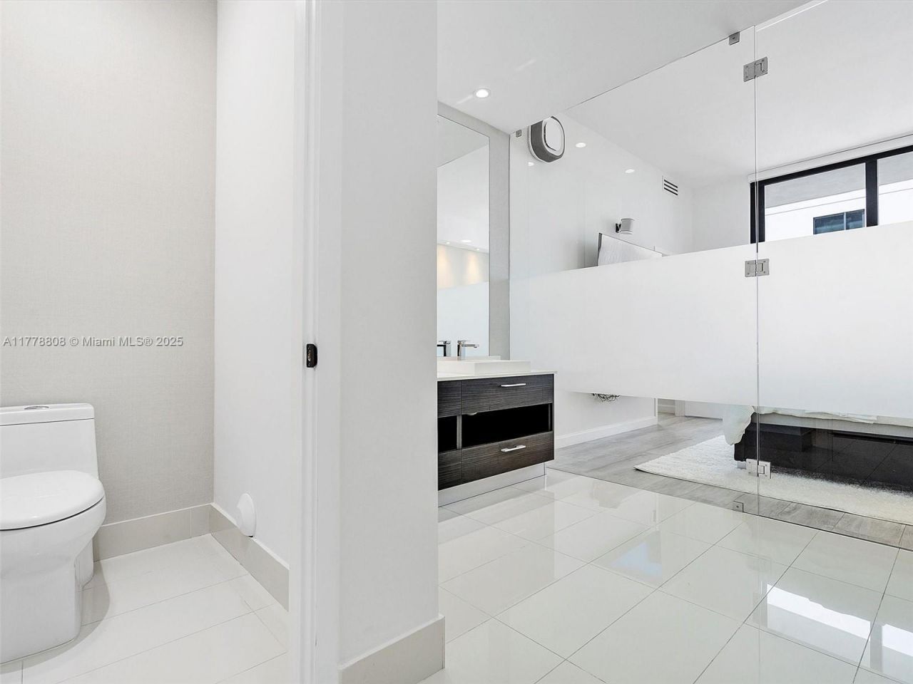 55 SW 9th St, Unit 4309, Miami, FL 33130 Photo