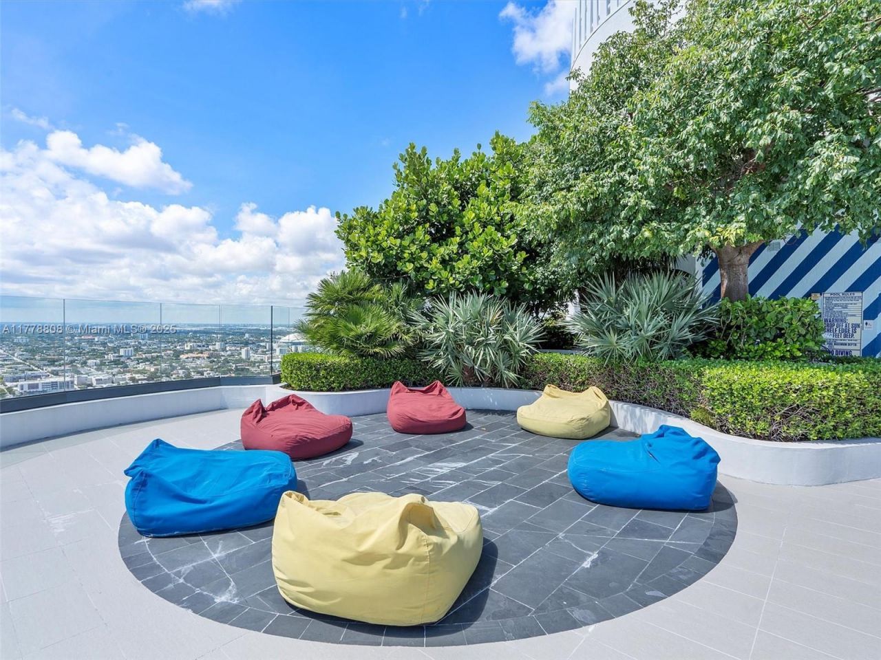 55 SW 9th St, Unit 4309, Miami, FL 33130 Photo