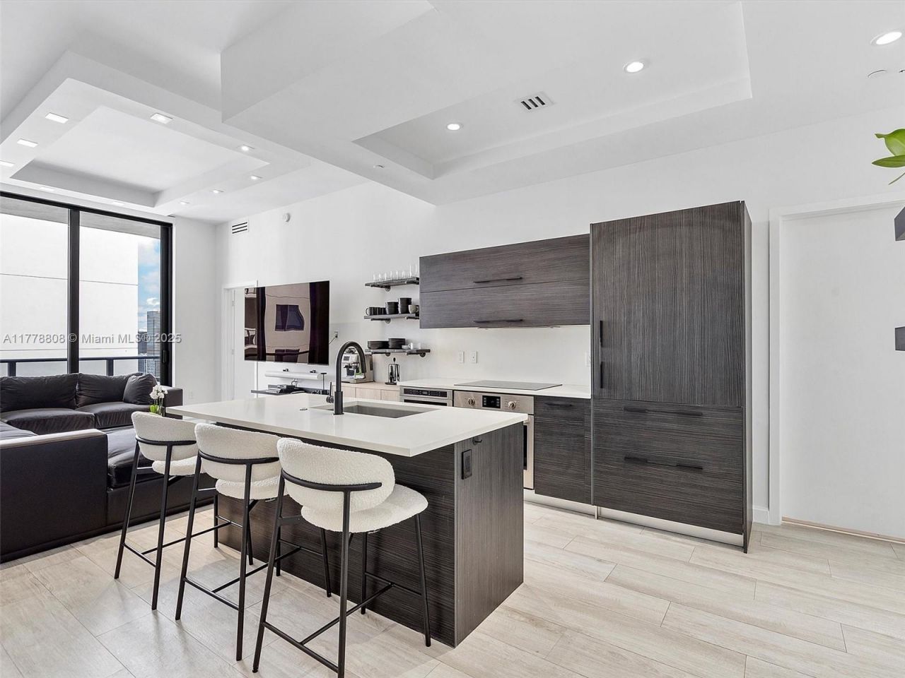 55 SW 9th St, Unit 4309, Miami, FL 33130 Photo