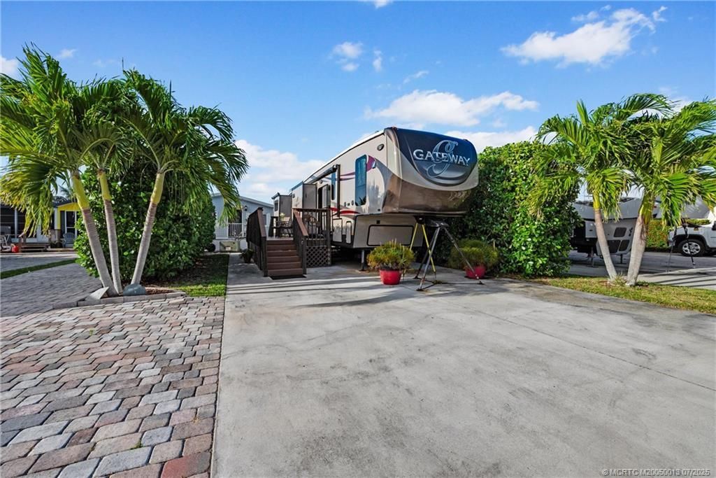 10851 S Ocean Drive, Unit 91, Jensen Beach, FL 34957 Photo