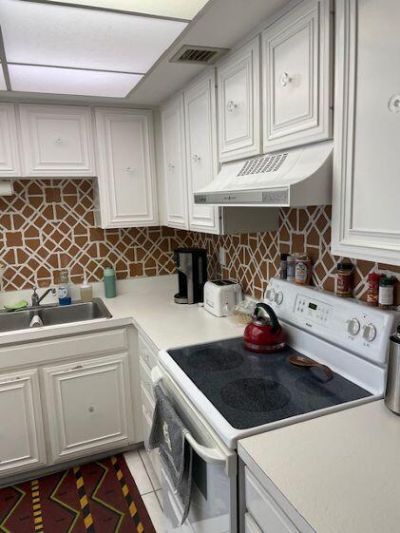 2500 Presidential Way, Unit 405, West Palm Beach, FL 33401 Photo