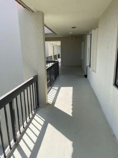 2500 Presidential Way, Unit 405, West Palm Beach, FL 33401 Photo