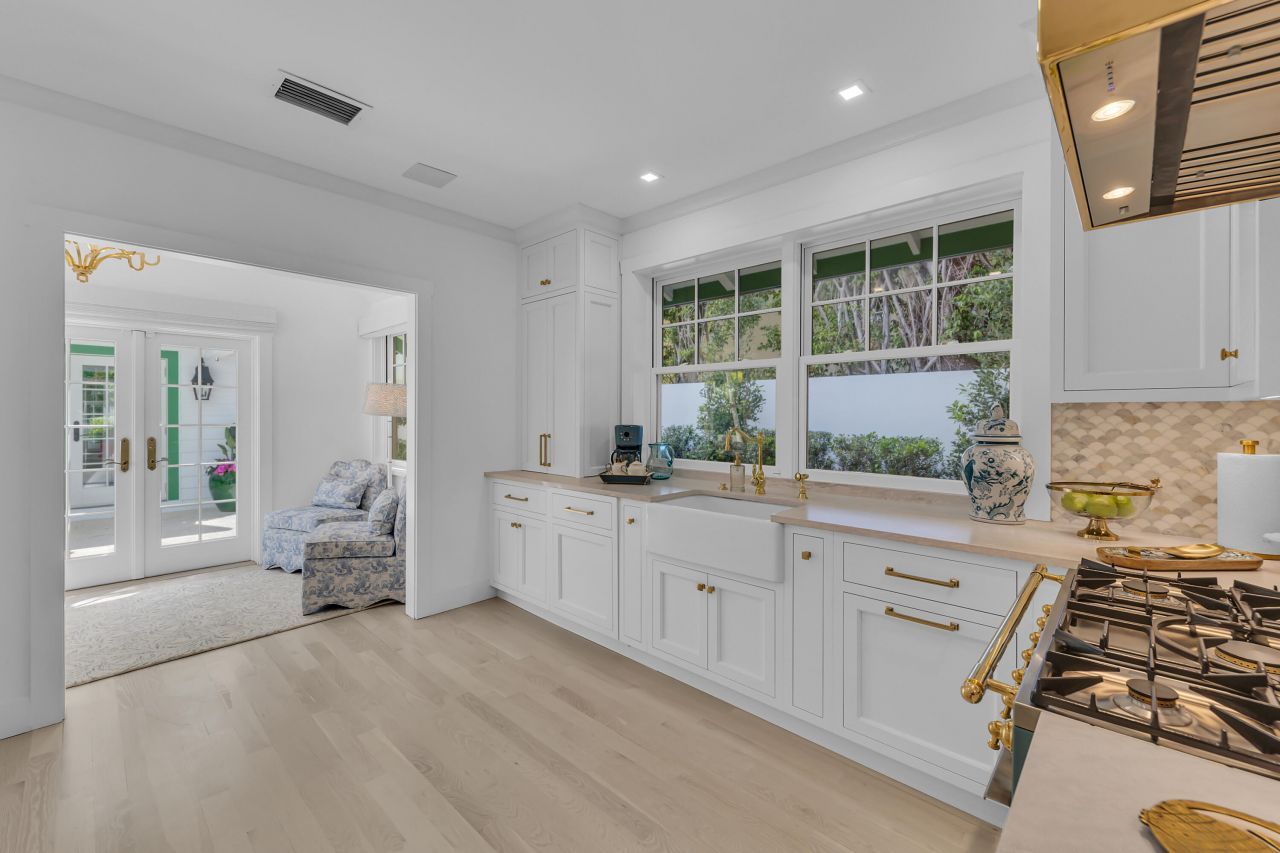 318 Australian Avenue, Palm Beach, FL 33480 Photo