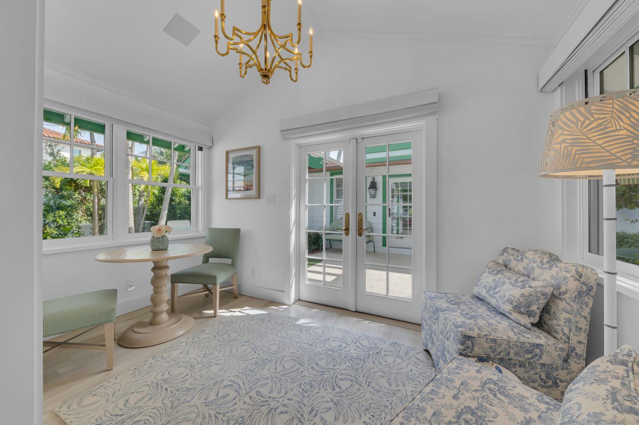 318 Australian Avenue, Palm Beach, FL 33480 Photo