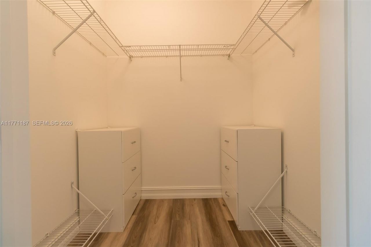 3001 NE 185th St, Unit 113, Aventura, FL 33180 Photo