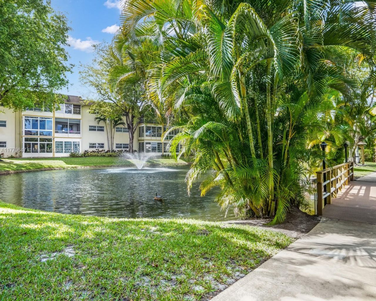 5121 W Oakland Park Blvd, Unit 205, Lauderdale Lakes, FL 33313 Photo