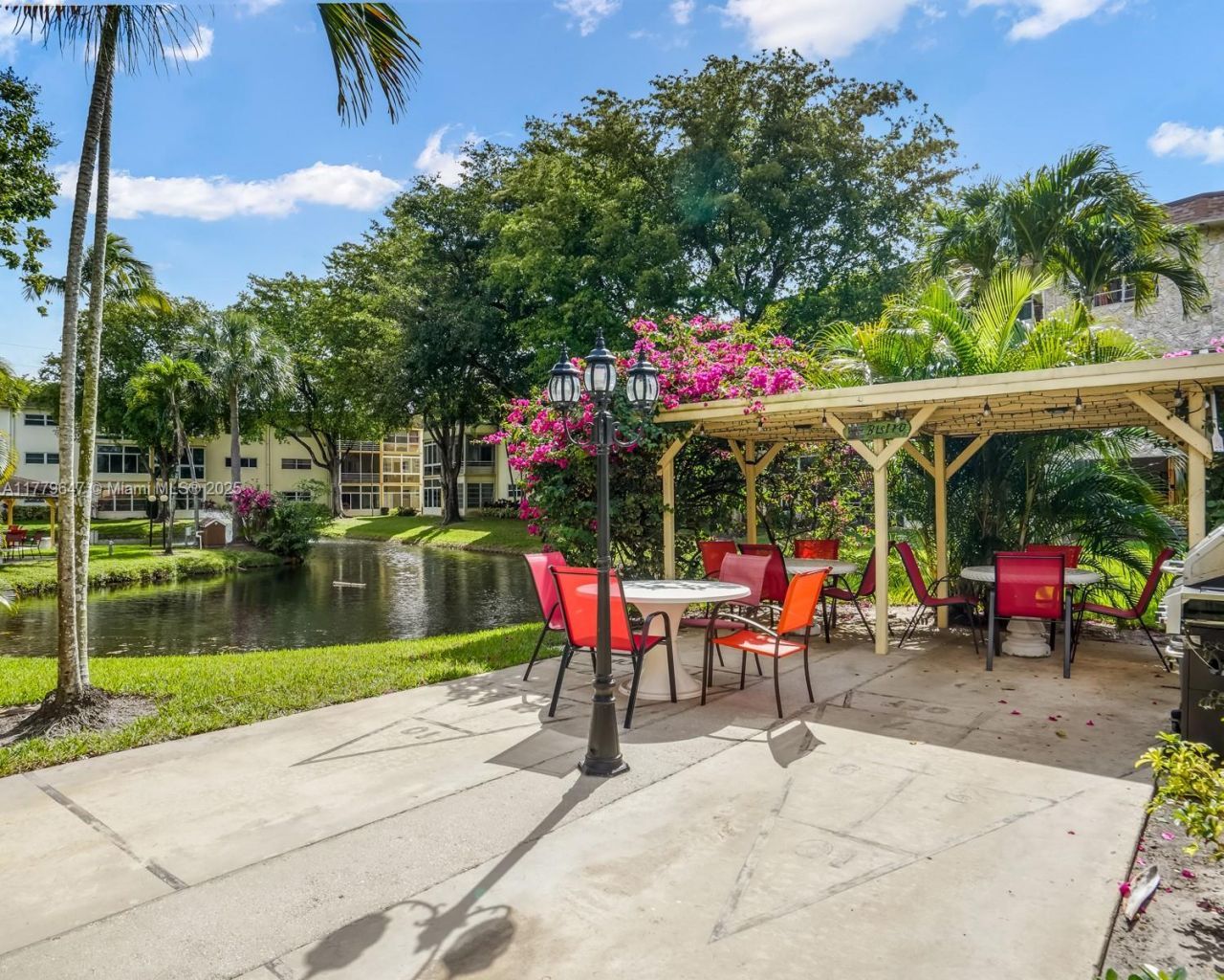 5121 W Oakland Park Blvd, Unit 205, Lauderdale Lakes, FL 33313 Photo