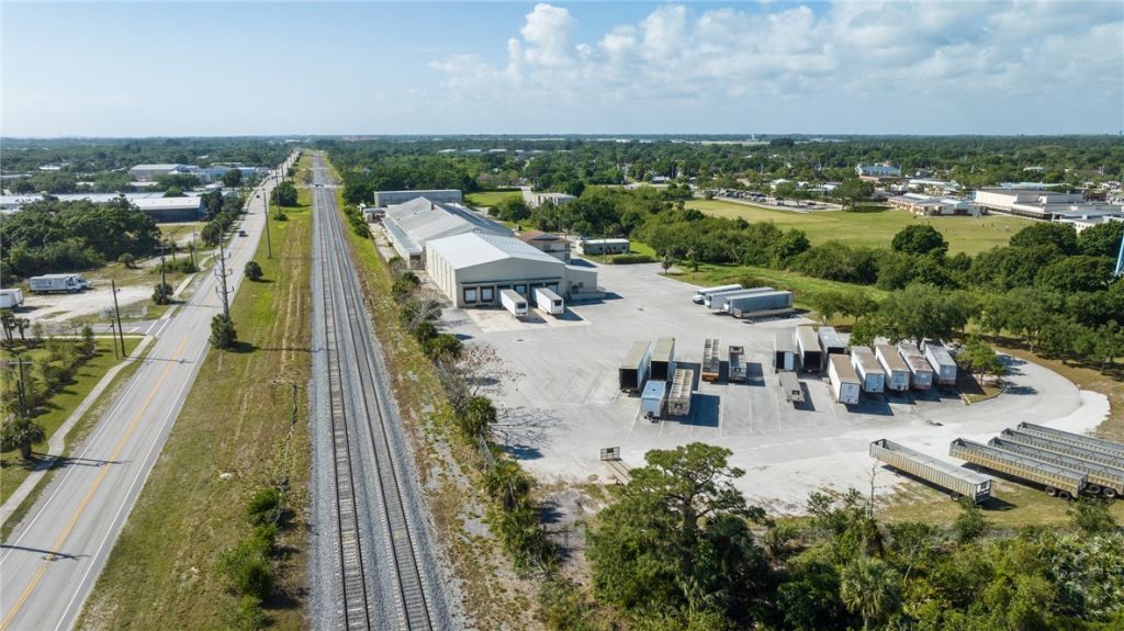 2600 45th Street, Vero Beach, FL 32967 Photo