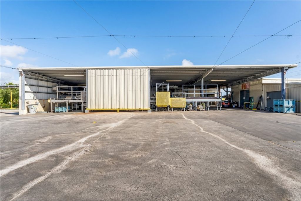 2600 45th Street, Vero Beach, FL 32967 Photo